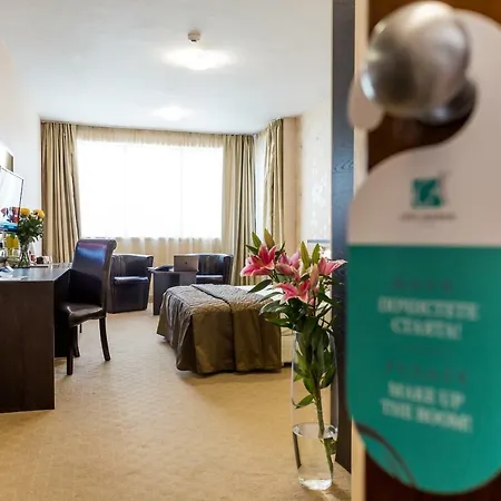 Hotel Avenue By Hmg-free Parking-free Wi-fi 3*
